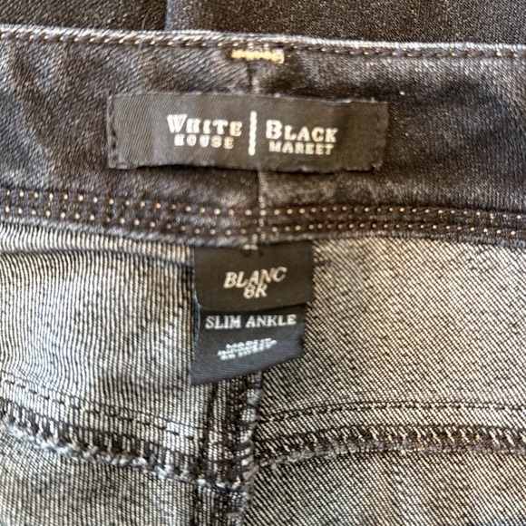 White House Black Market Size 8R (33”) black low rise 8.5” Slim Ankle 28” Crop - Picture 6 of 8